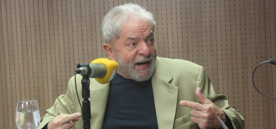 Lula acusa Globo e Aécio de transformar 2º mandato de Dilma em ʹdesastreʹ para PT e Brasil