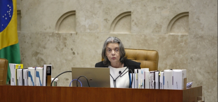 STF adia julgamento de habeas corpus de Lula para abril