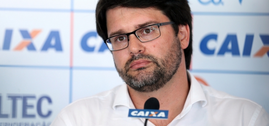 ʹArbitragem baiana é lamentávelʹ, diz presidente do Bahia