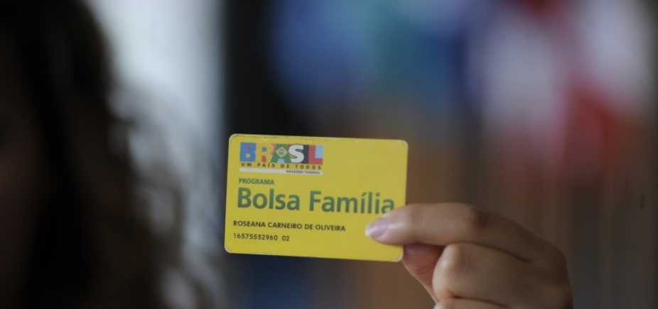 Morre pesquisadora que idealizou o Bolsa Família