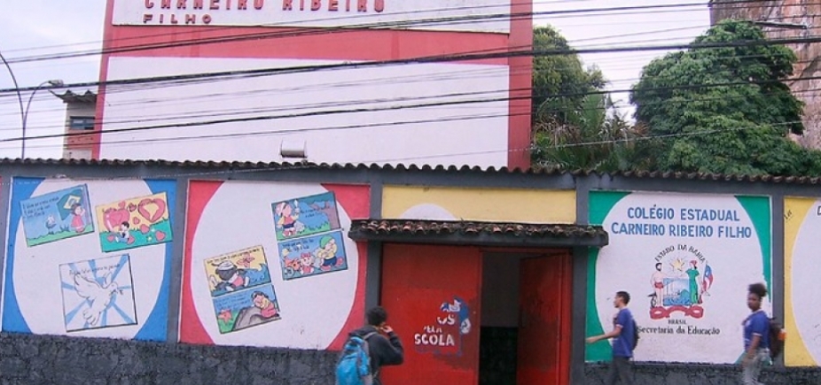 Estudante é baleado no Largo da Soledade, em Salvador