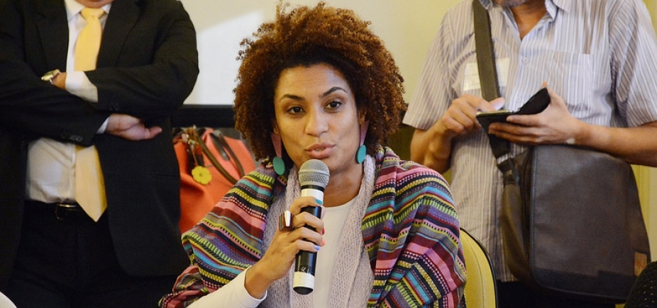 Justiça determina que Facebook exclua mentiras sobre Marielle