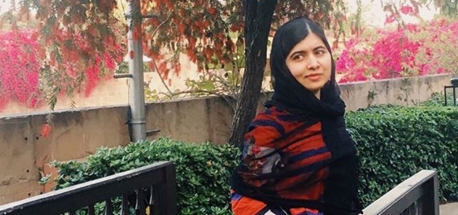 Malala retorna à cidade natal pela primeira vez desde atentado