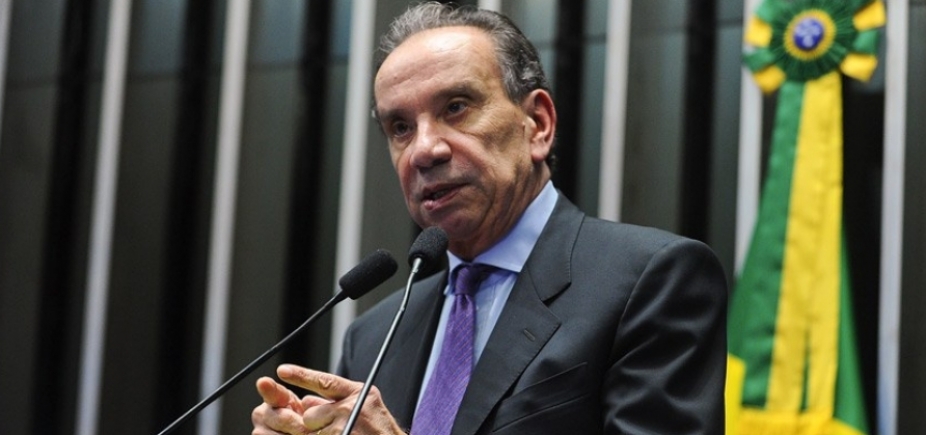 PF investiga suposto caixa dois para senador Aloysio Nunes