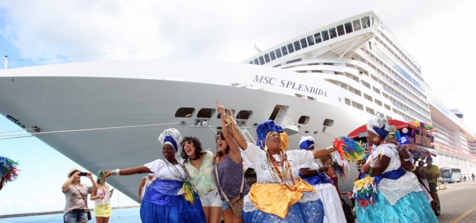 Navios com 7,5 mil turistas vão desembarcar em Salvador na próxima semana
