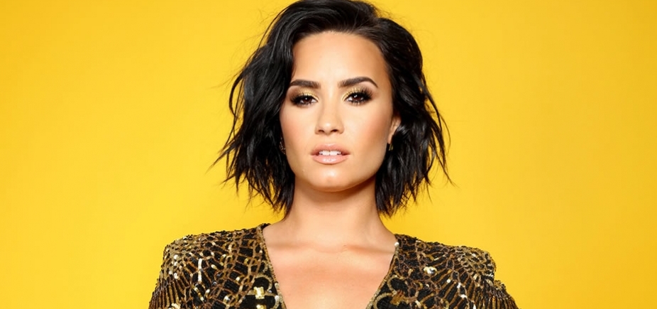 Demi Lovato adia shows no Brasil: ʹCoração partidoʹ