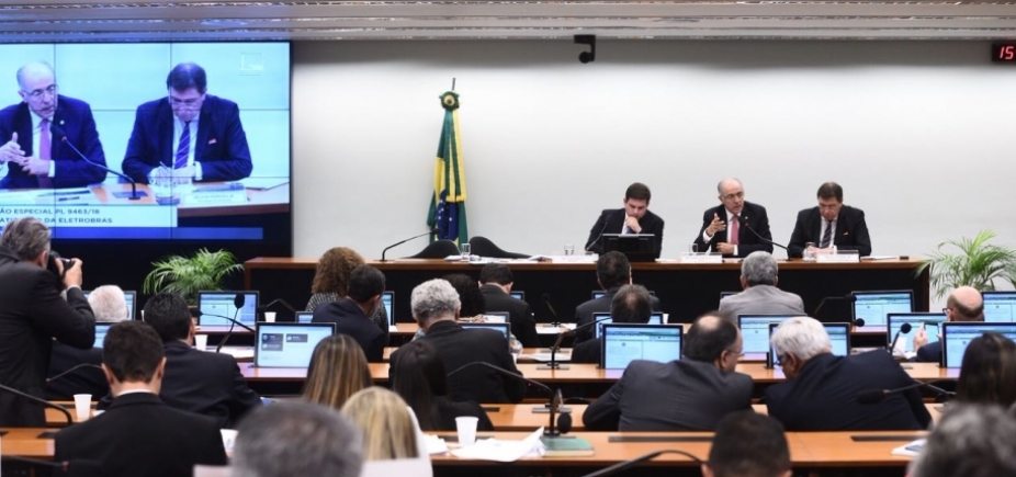 Aleluia: ‘Modelo atual da Eletrobras vai tirar R$ 8,4 bi de saúde e educação’