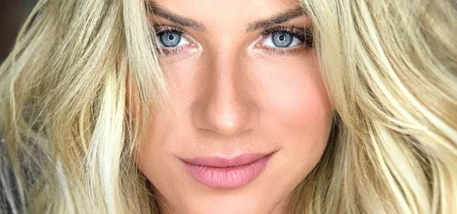 Giovanna Ewbank se junta a Karol Conká no ʹSuperbonitaʹ 