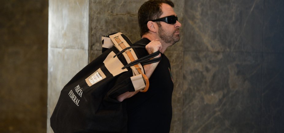 Chinês procurado pela PF obtinha dinheiro da 25 de Março para pagar políticos