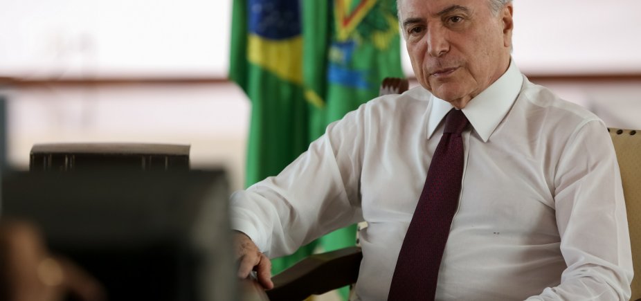 Filha de Temer depõe à PF por quatro horas