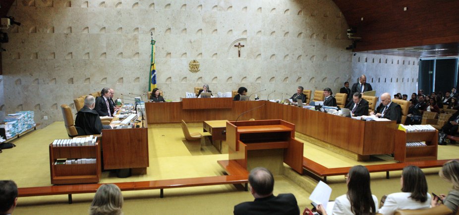 STF restringe foro privilegiado a deputados e senadores