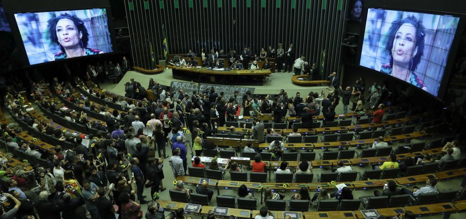 Ex-chefe de gabinete de Marielle será candidata a deputada estadual pelo PSOL