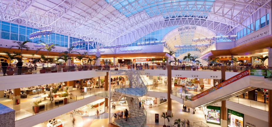 Justiça suspende cobrança de estacionamento para funcionários do Salvador Shopping