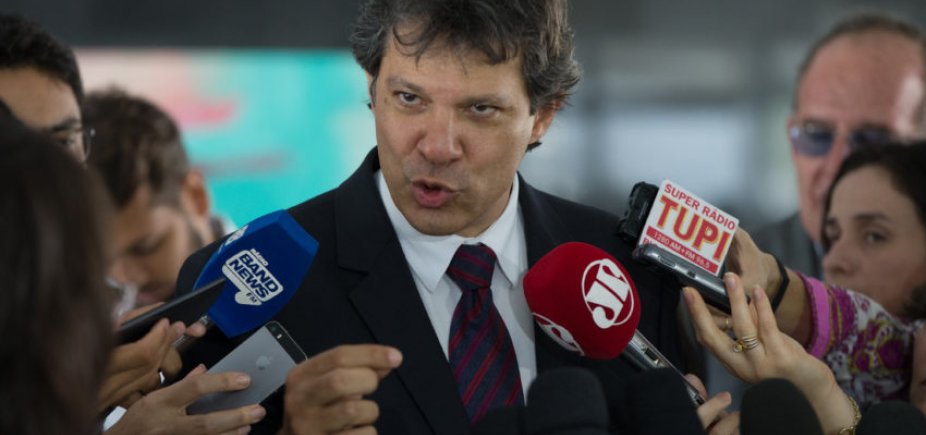 Haddad conversará com governadores para preparar programa de Lula 