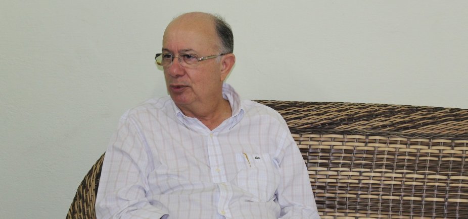 José Ronaldo fará jantar com vereadores para pedir empenho na campanha