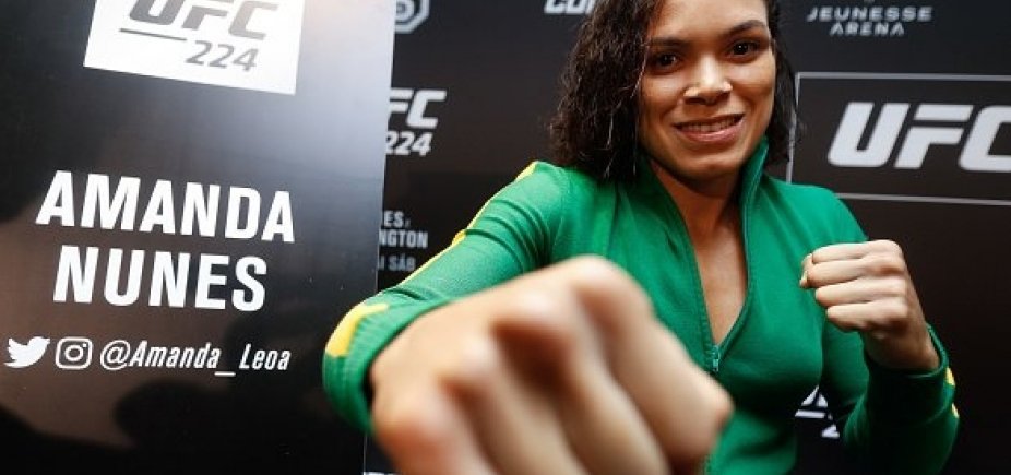 Baiana Amanda Nunes defende cinturão na luta principal do UFC 224, no Rio