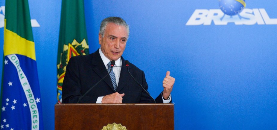 Temer pretende retomar PEC da Previdência após eleição