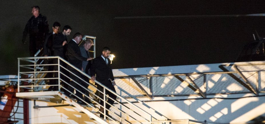 Planalto estuda alternativas para reduzir gastos com Lula 