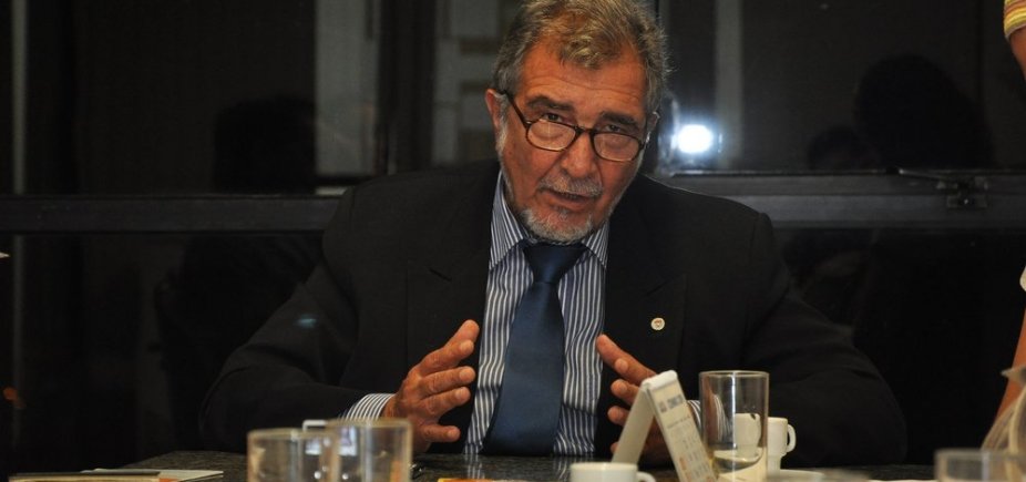 Leonelli defende que PSB apoie candidatura de Ciro Gomes