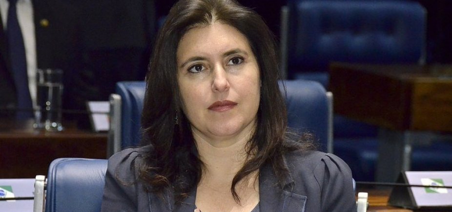 Líder do MDB no Senado defende que Temer defina se é pré-candidato