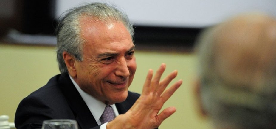 Temer afirma que ainda medita sobre a possibilidade de disputar a reeleição