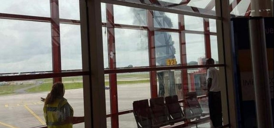 Avião cai após decolagem de aeroporto de Cuba