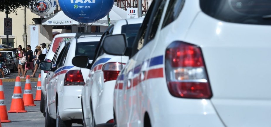 Desenbahia esclarece exigência de seguro do automóvel a taxistas