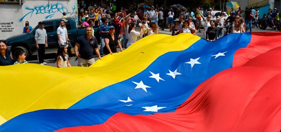 Venezuela fecha fronteira com o Brasil às vésperas das eleições presidenciais 
