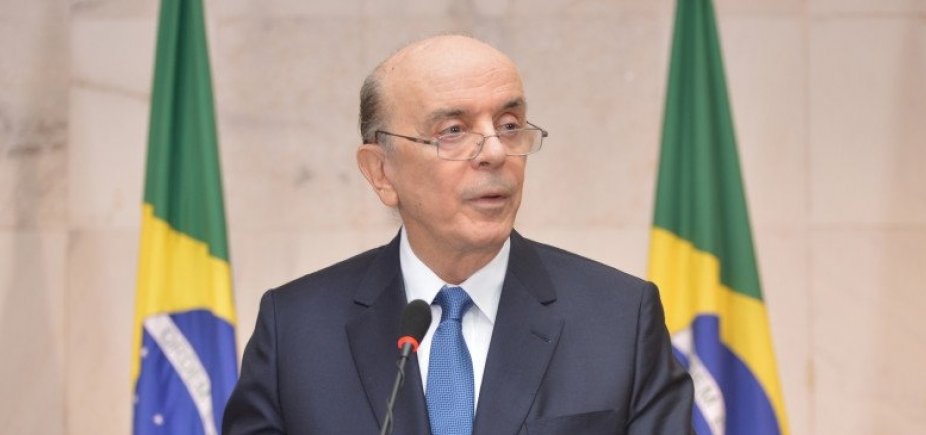 Inquéritos de Serra e Aécio devem ser enviados em breve à 1ª instância