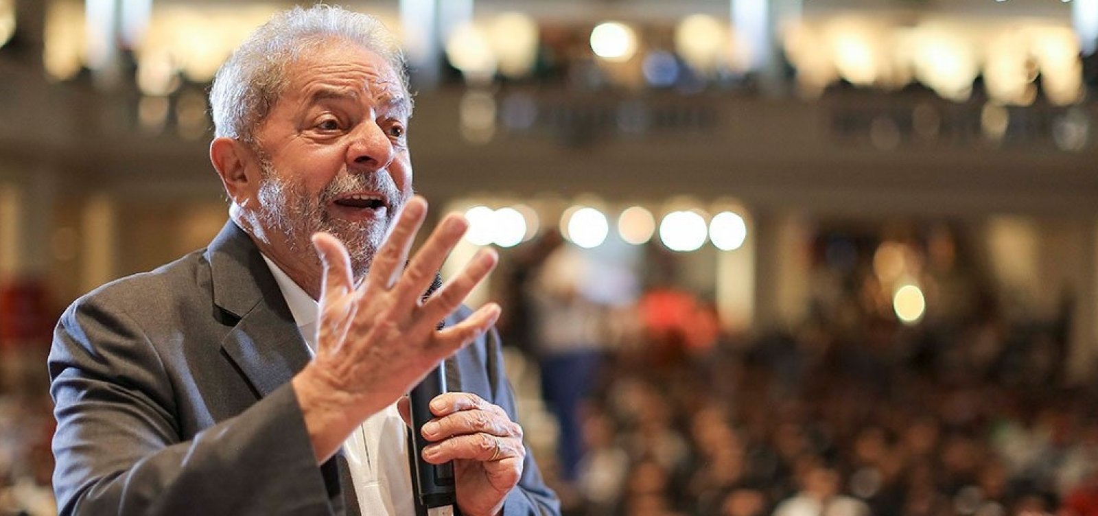 Preso, Lula já recebeu mais de 12 mil cartas de apoio
