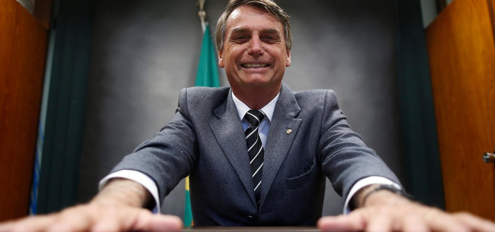 Ministério Público pede que Justiça proíba carreata de Bolsonaro em Salvador