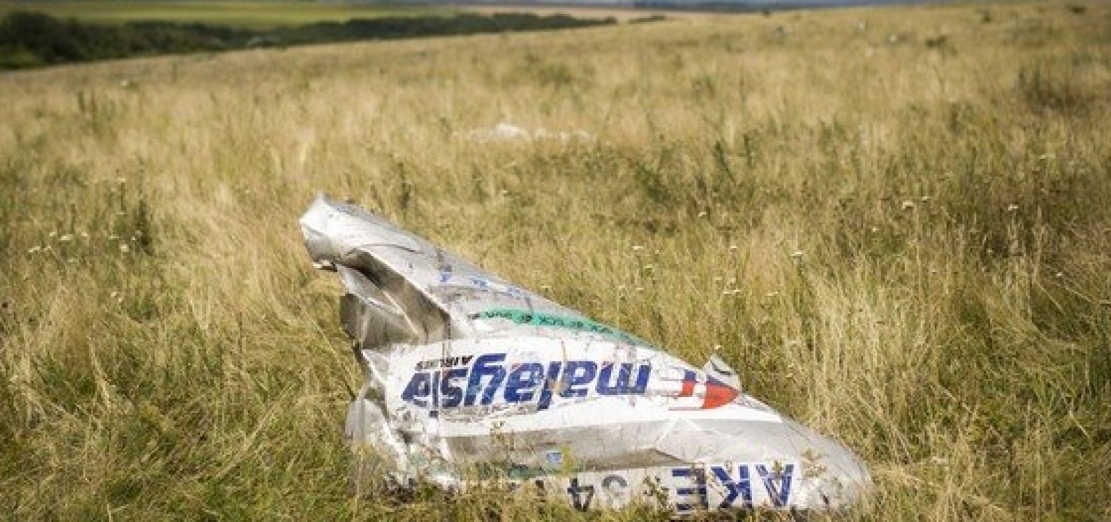 Investigação aponta que míssil que derrubou voo da Malaysia Airlines veio de militares russos