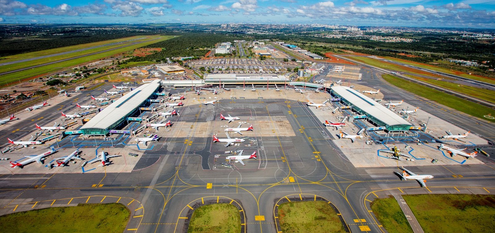 Reserva de combustível no Aeroporto de Brasília está esgotada, diz Inframerica