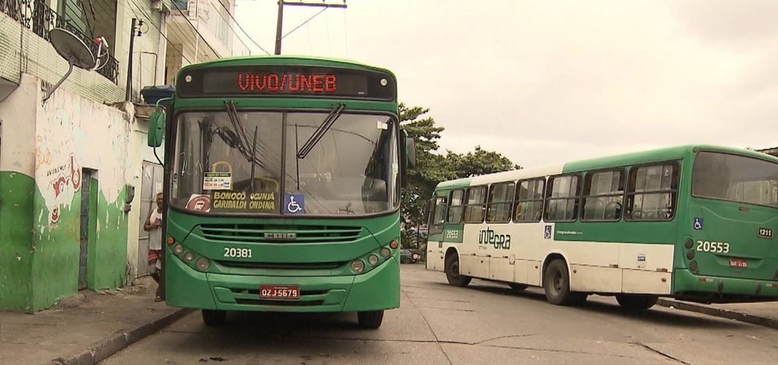 Ônibus em Salvador irão rodar por demanda na segunda, afirma secretário 