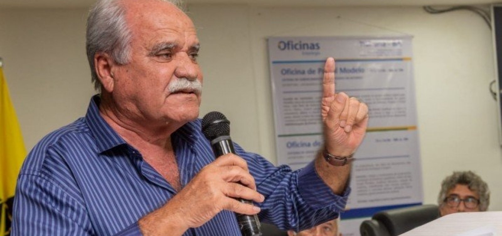 MDB critica exclusão de João Santana de pesquisa ao governo da Bahia