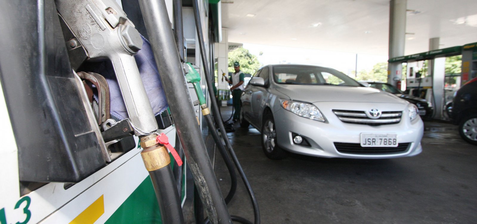 Salvador e RMS têm 70% dos postos abastecidos com combustível