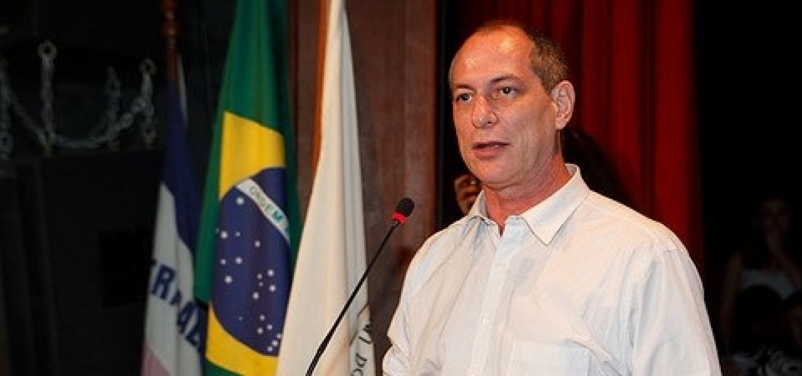 'Se eu for presidente, essa porcaria será revogada', diz Ciro sobre reforma trabalhista