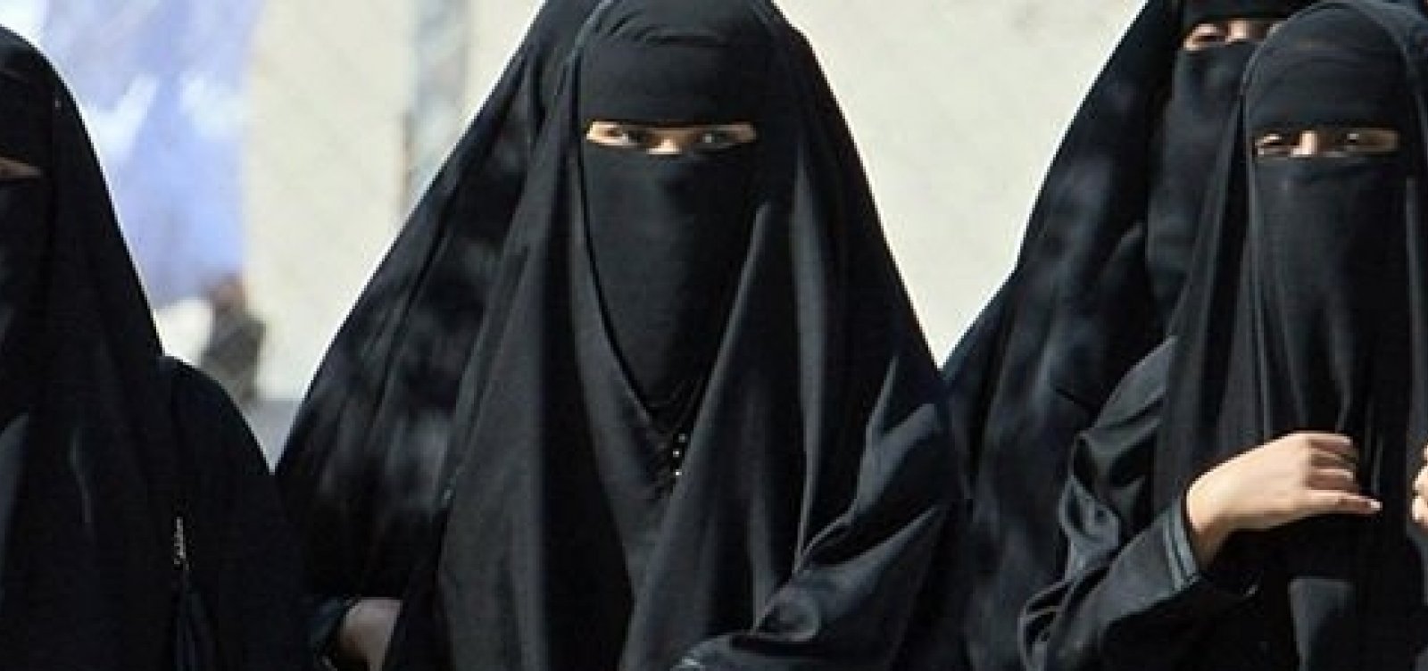 Arábia Saudita criminaliza o assédio sexual