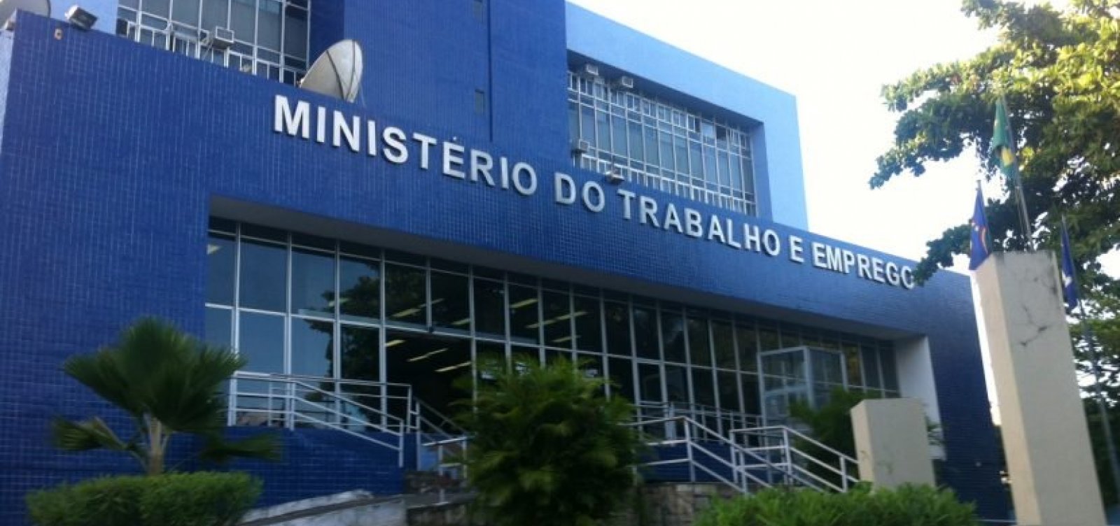 Após operação da PF, Ministério do Trabalho suspende concessão de registros sindicais