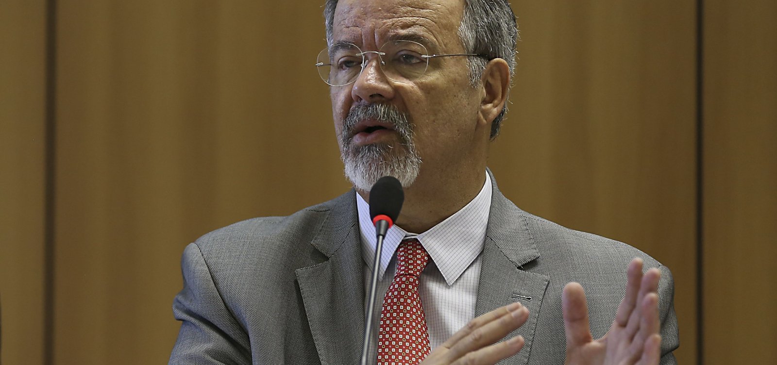 Esforço para reduzir preço do diesel pode obrigar revisão de MP da segurança