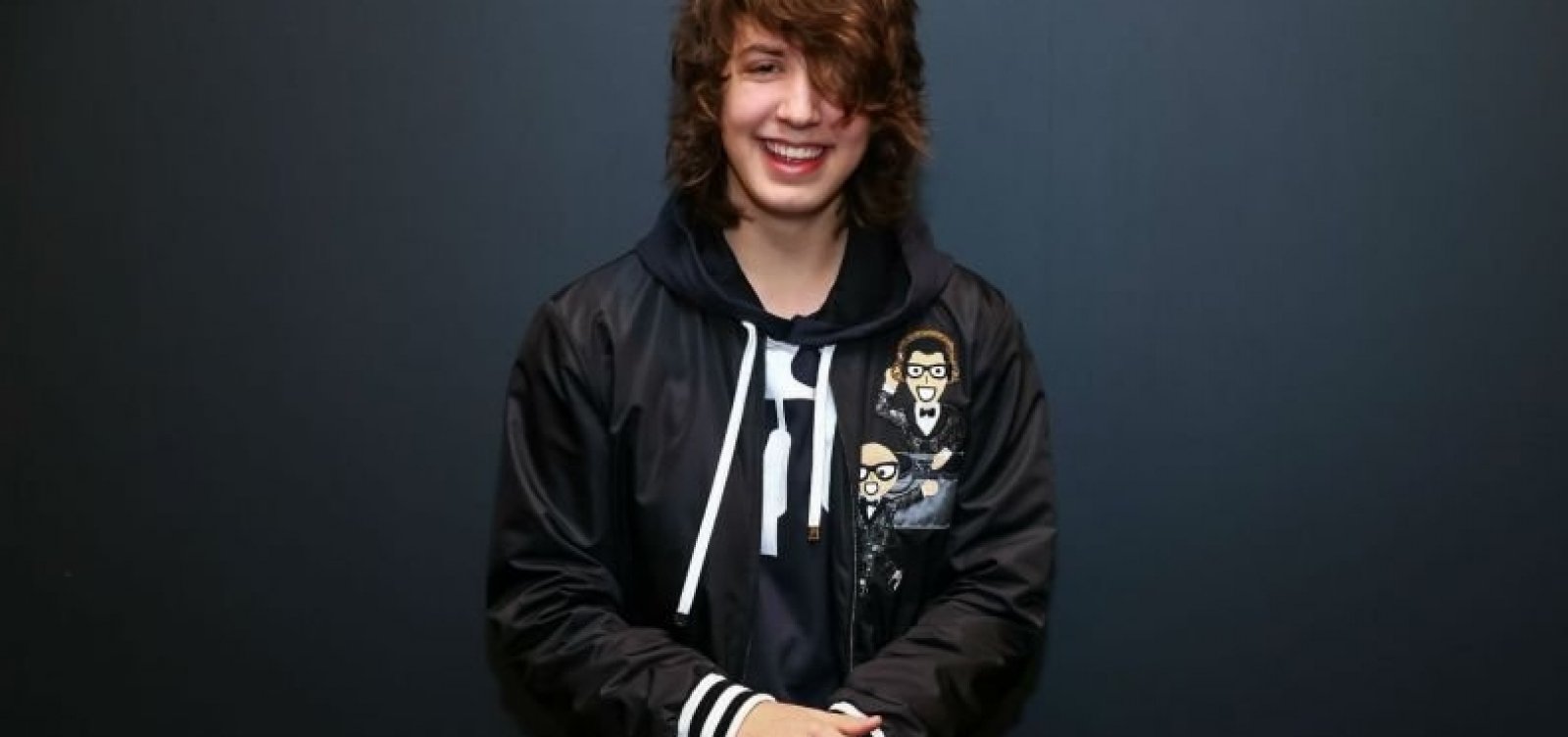 Lucas Jagger ironiza seguidor que o chamou de gay: 'Vish, obrigado por me avisar'