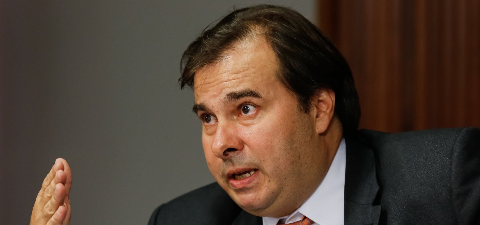 Rodrigo Maia diz que ainda há tempo para decidir se desiste de candidatura