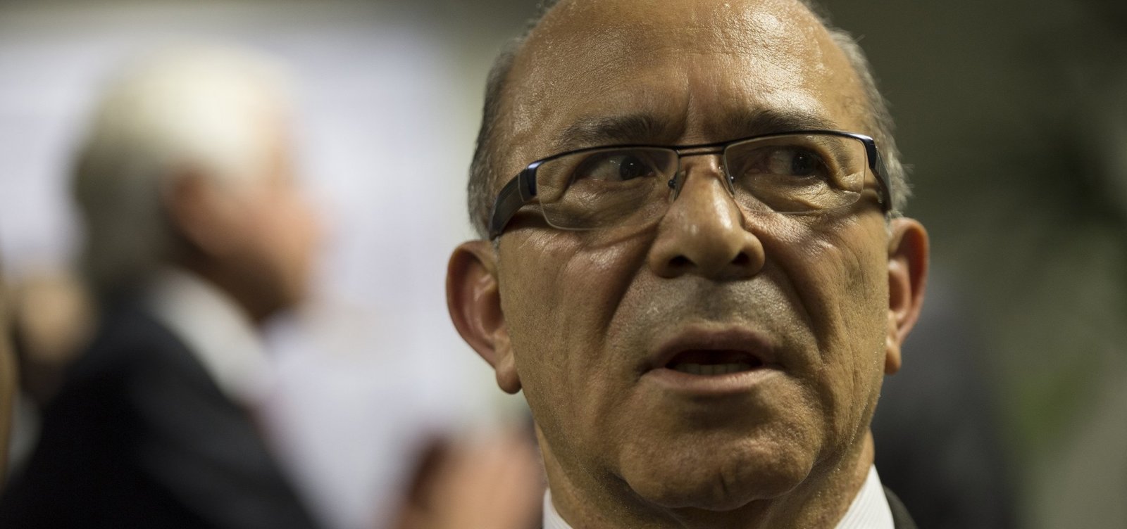 Padilha diz que redução de R$ 0,46 no diesel para o consumidor 'não é imediata'