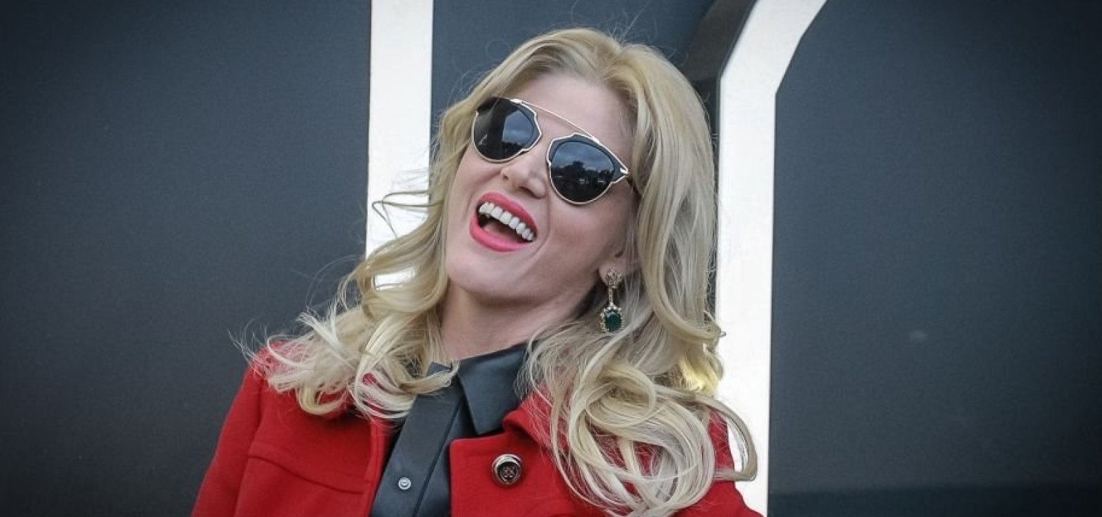 'Cabelo de bombril': socialite é condenada a pagar R$ 10 mil a Ludmilla