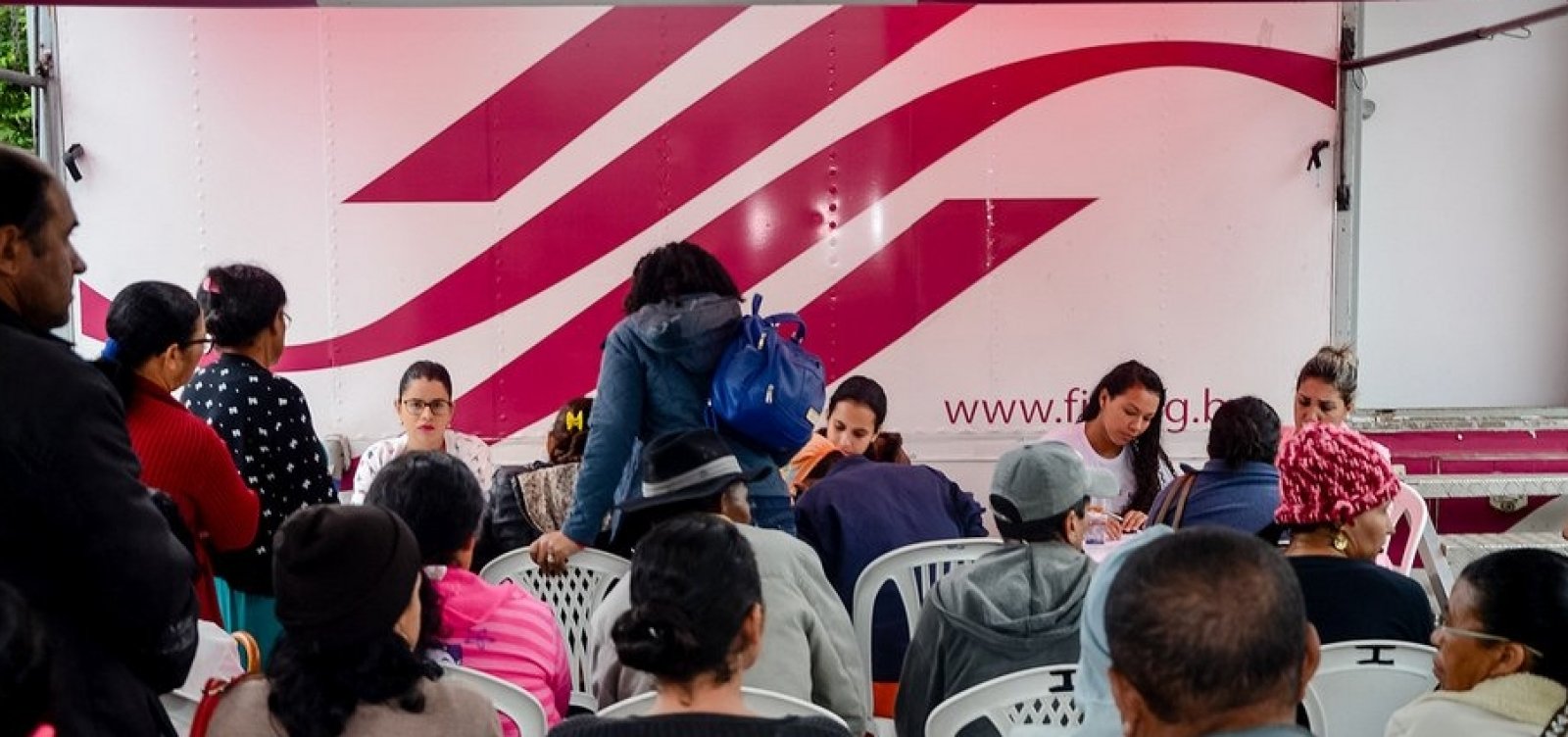 Fundação José Silveira realiza mutirão de saúde para moradores da região do Garcia