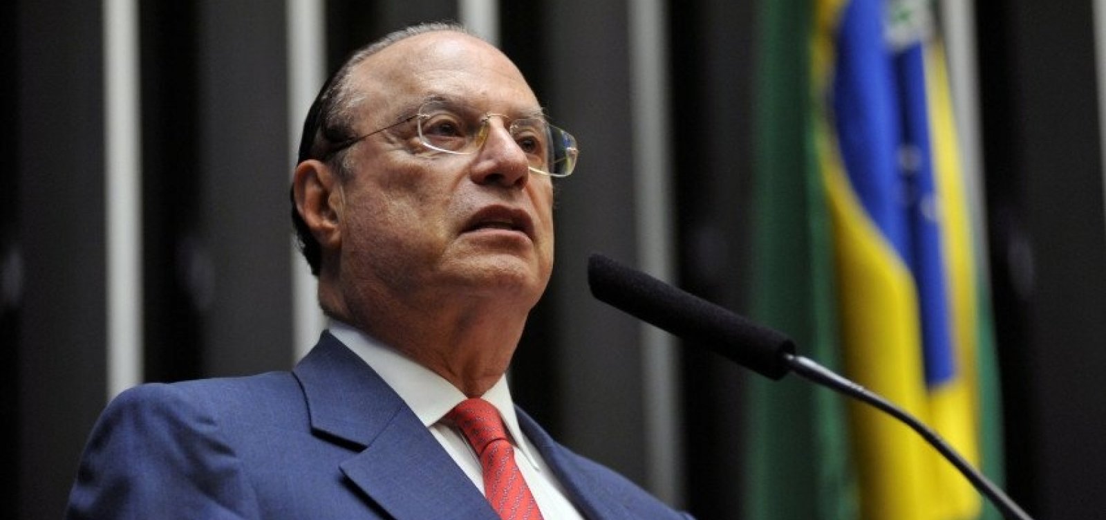 Ainda sem tornozeleira, Maluf é autorizado a sair de casa 3 vezes por semana