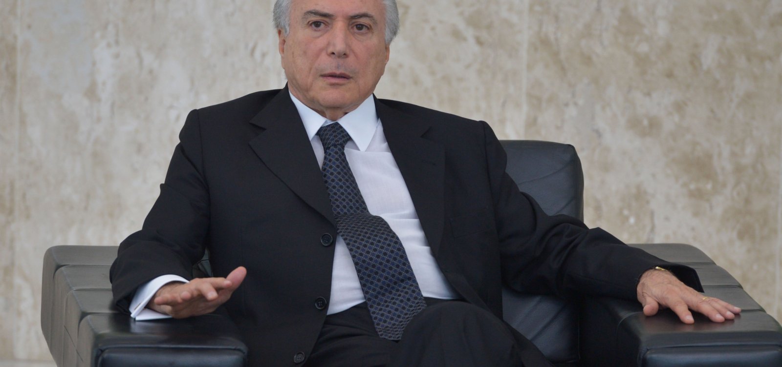 Com 82% de reprovação, Temer vira o presidente mais impopular da história