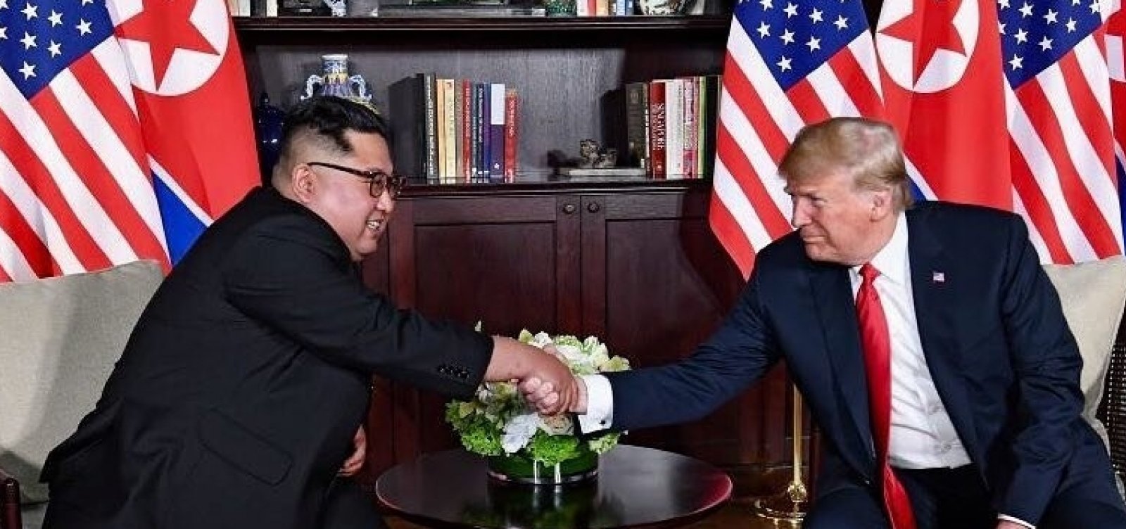 Trump faz vídeo para convencer Kim de que a história pode ser mudada