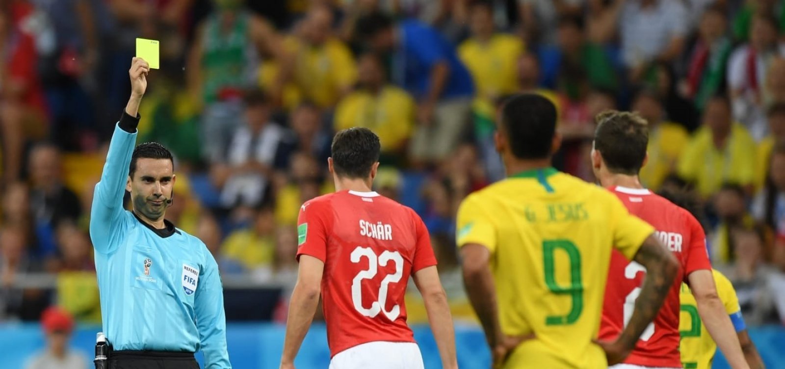 Brasil e Suíça empatam em 1 a 1 em jogo com arbitragem contestada
