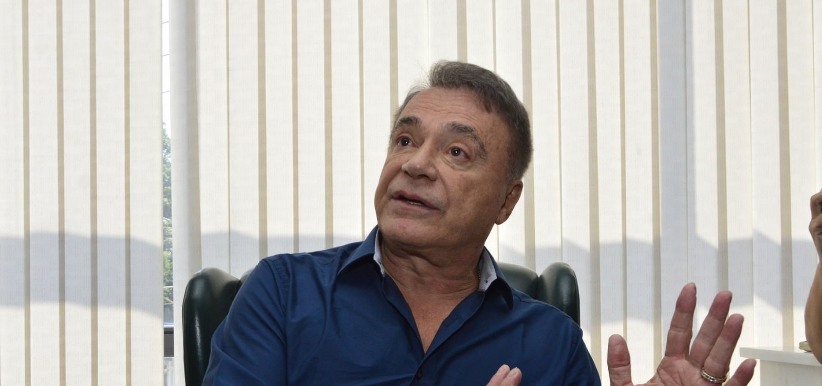 Álvaro Dias evita falar sobre Bolsonaro: 'Zero de palavra'